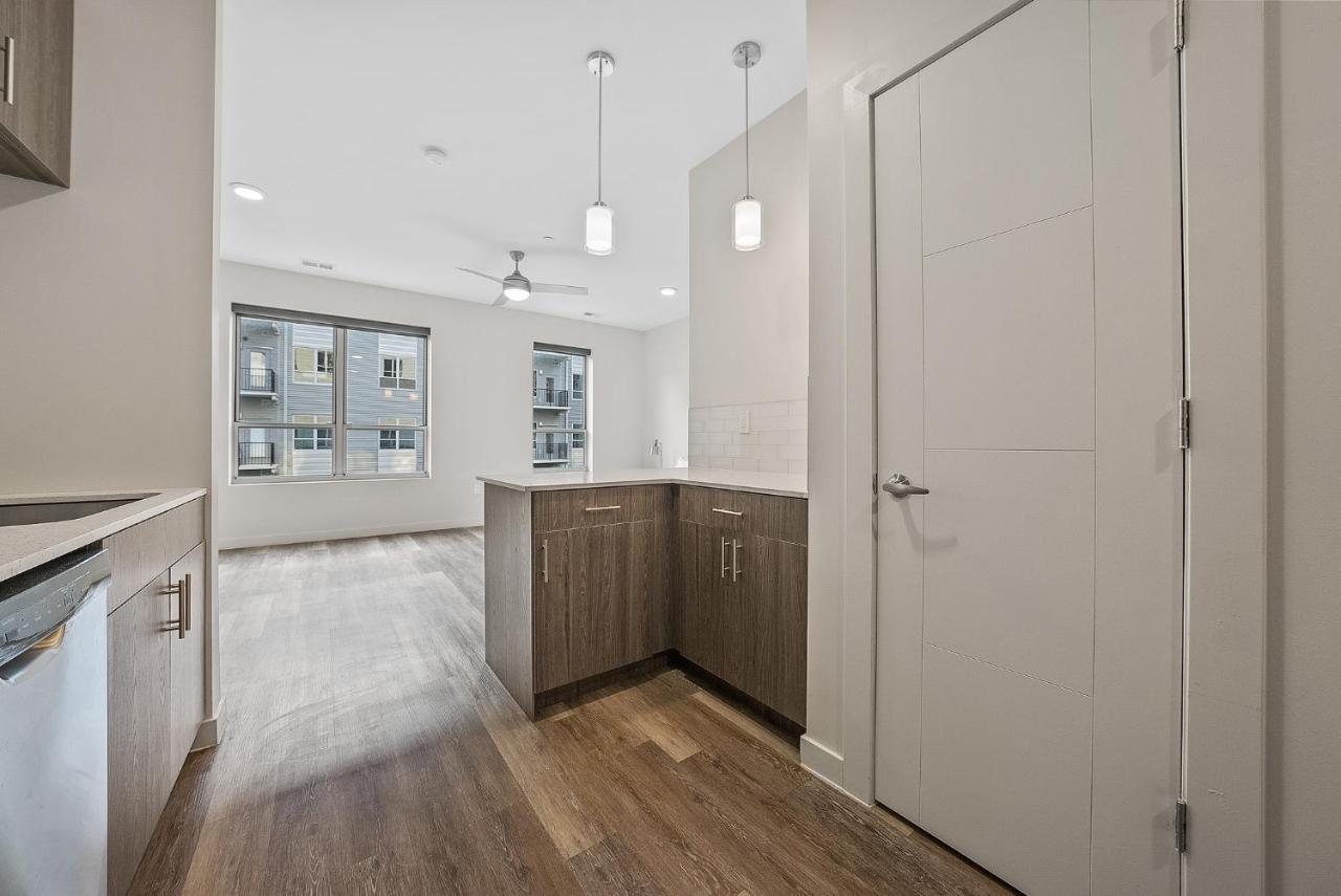 The Edge On 4Th By Airriva Appartamento Louisville Esterno foto