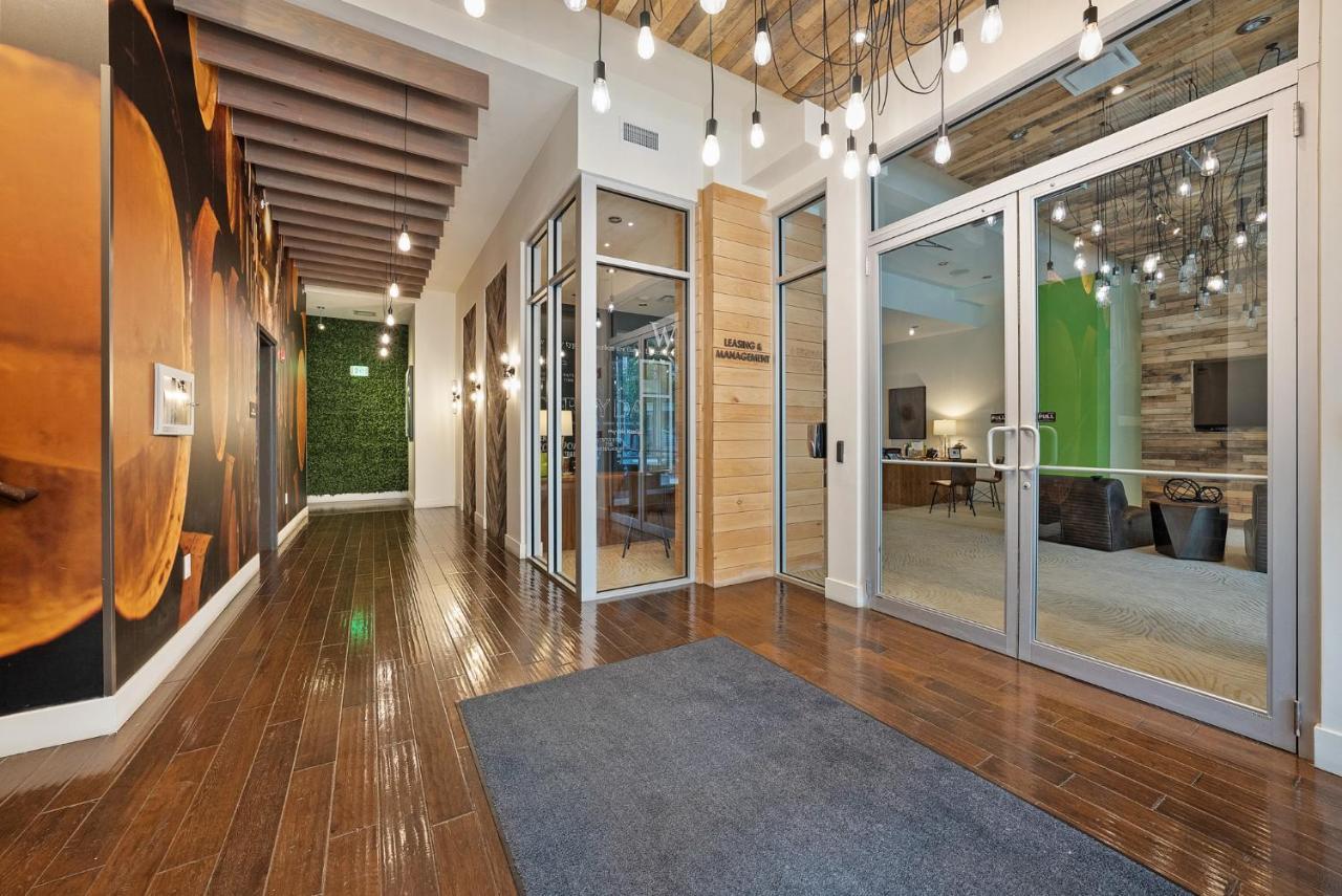 The Edge On 4Th By Airriva Appartamento Louisville Esterno foto