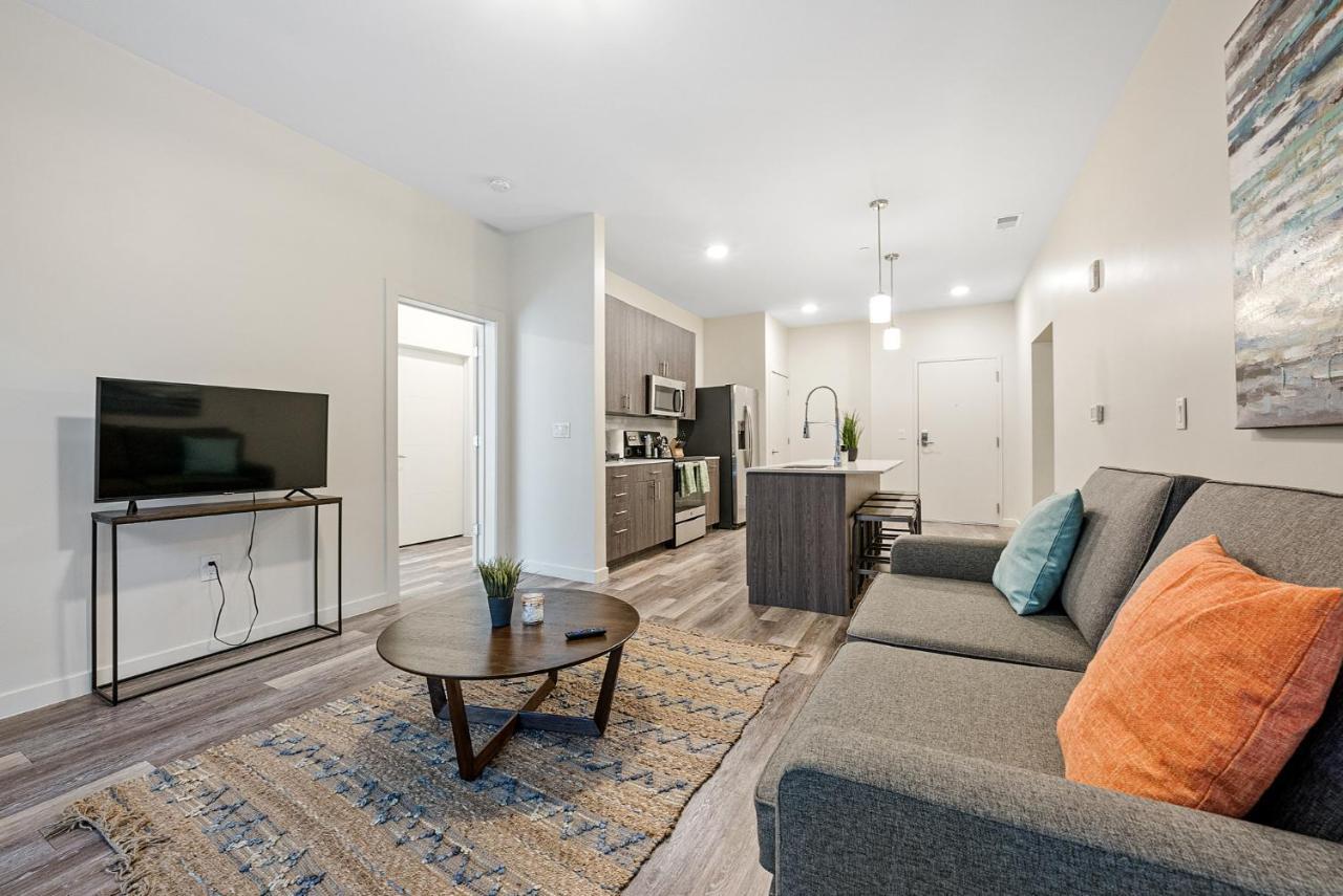 The Edge On 4Th By Airriva Appartamento Louisville Esterno foto